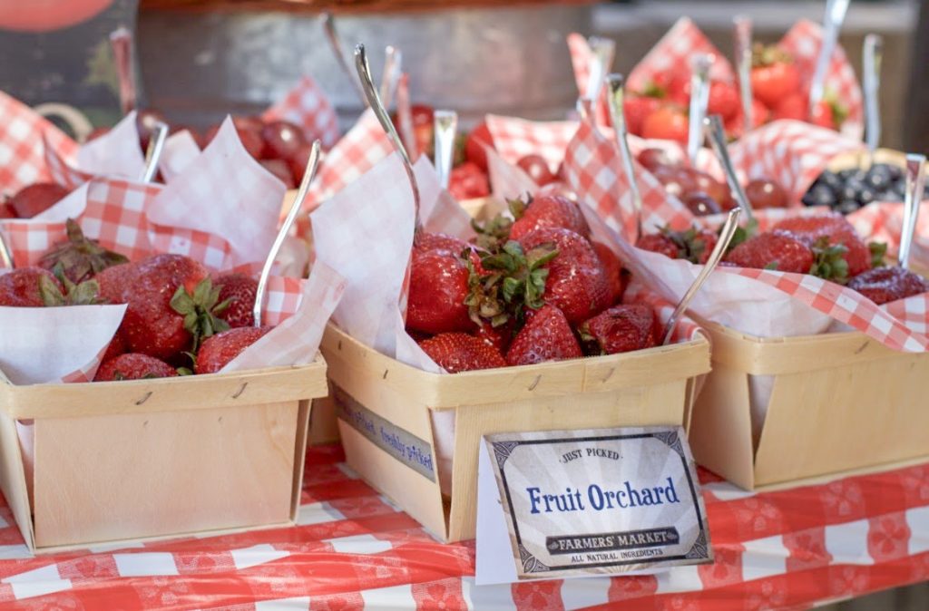 wooden berry basket at Farmers Market birthday party